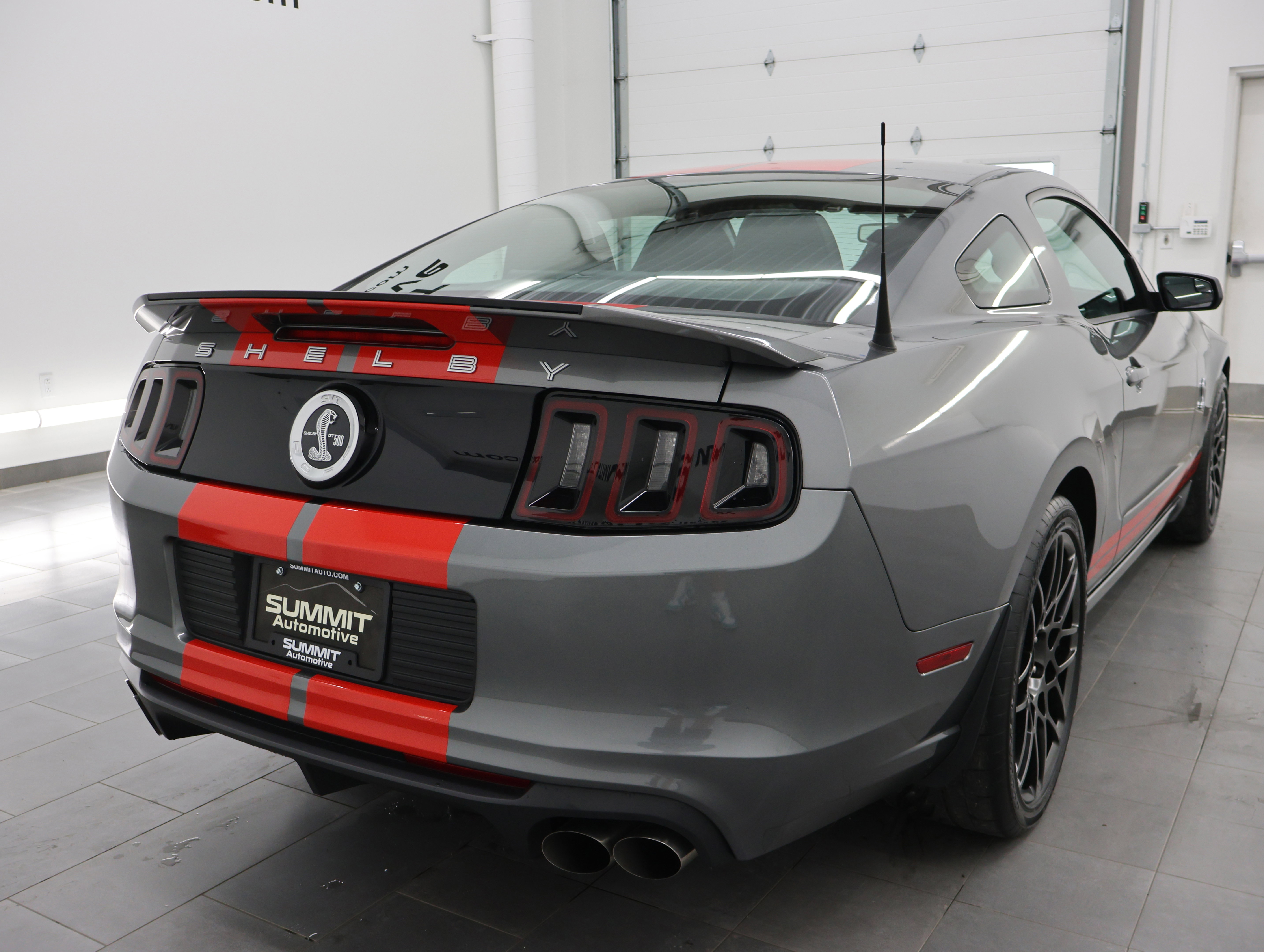 Used 2013 Ford Mustang Shelby GT500 RWD image 5