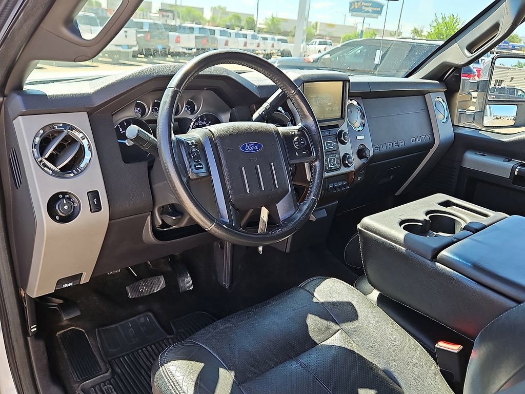 Used 2015 Ford F350 Lariat w/ Lariat Ultimate Package AWD/4WD image 13