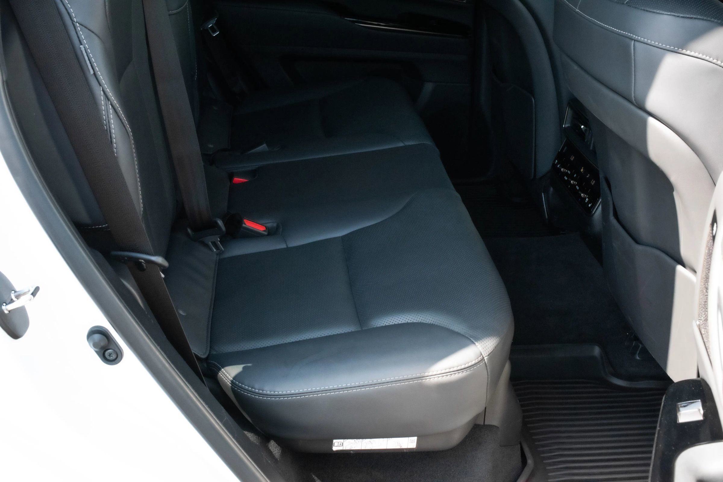 Used 2024 Lexus LX 600 F Sport AWD/4WD image 26