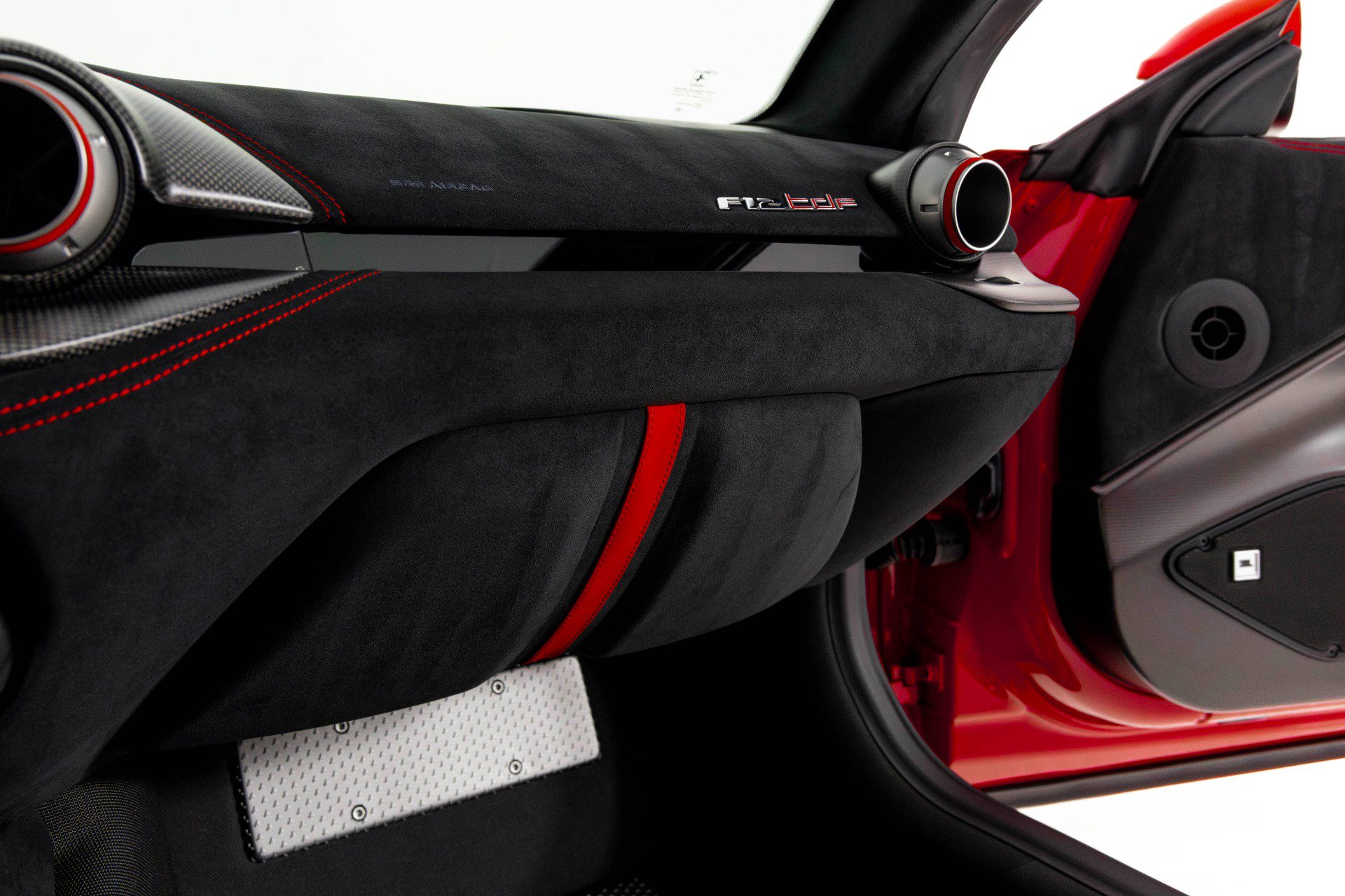 Used 2017 Ferrari F12tdf image 40