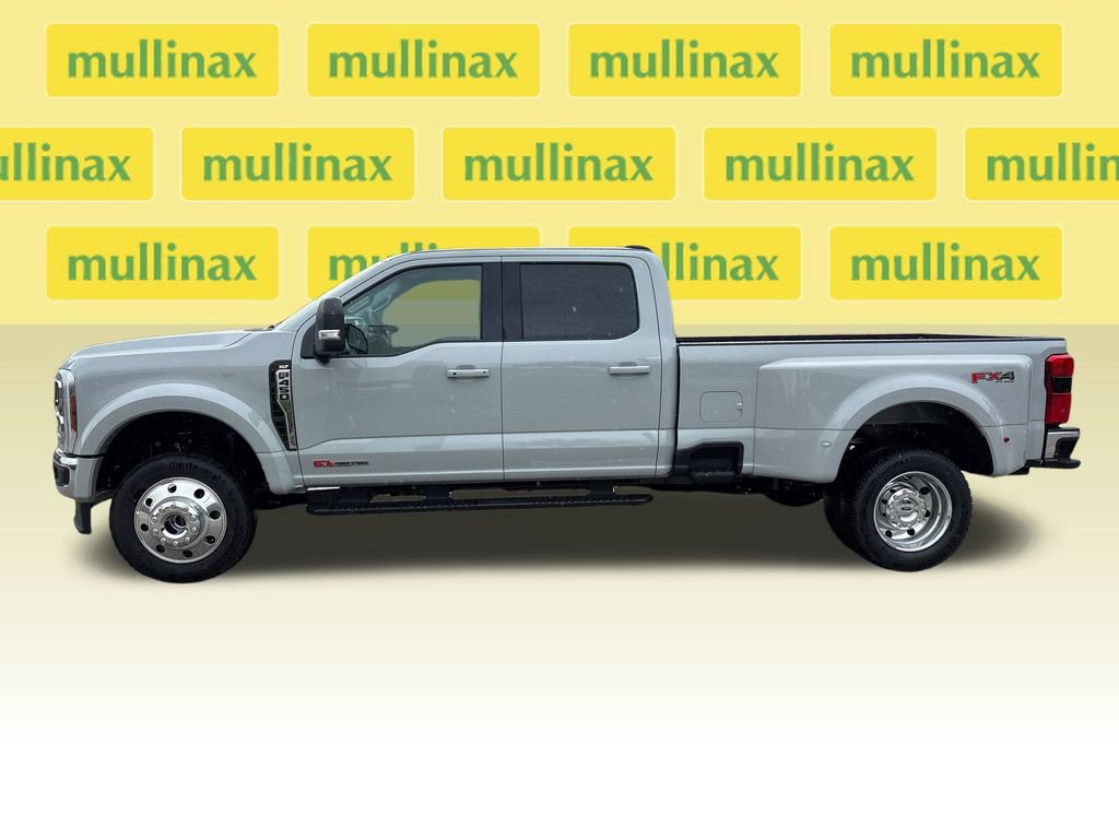 New 2026 Ford F450 XLT w/ XLT Premium Package AWD/4WD image 13