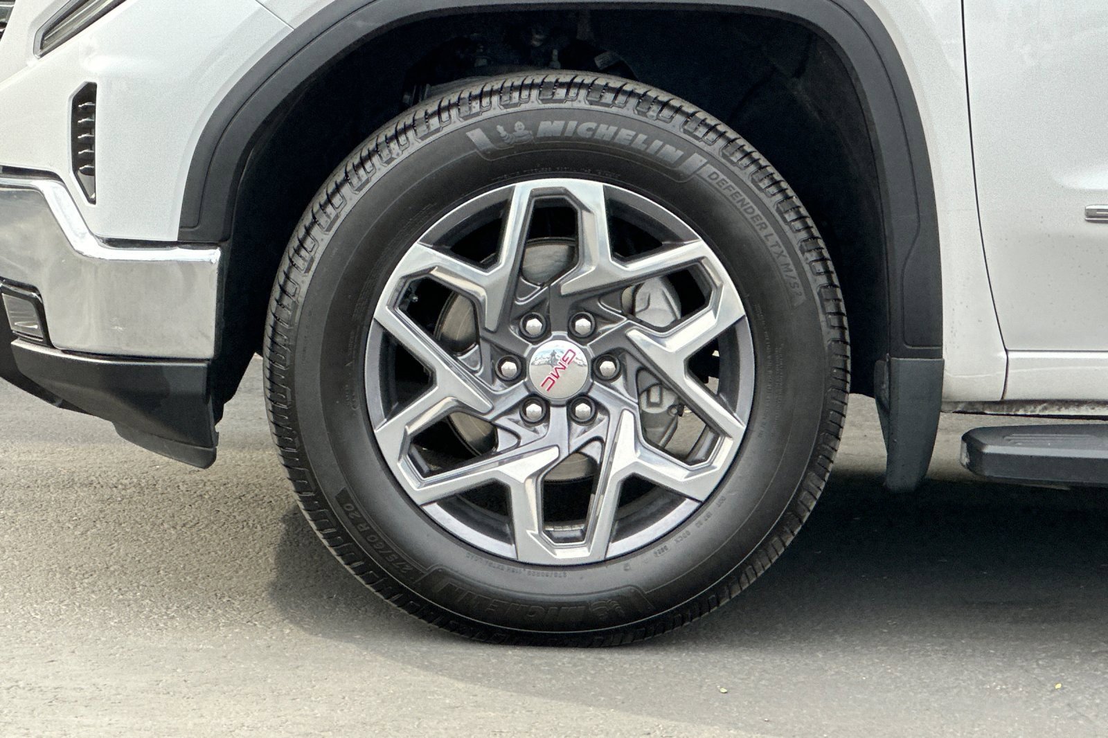 Used 2022 GMC Sierra 1500 SLT w/ SLT Convenience Package image 25