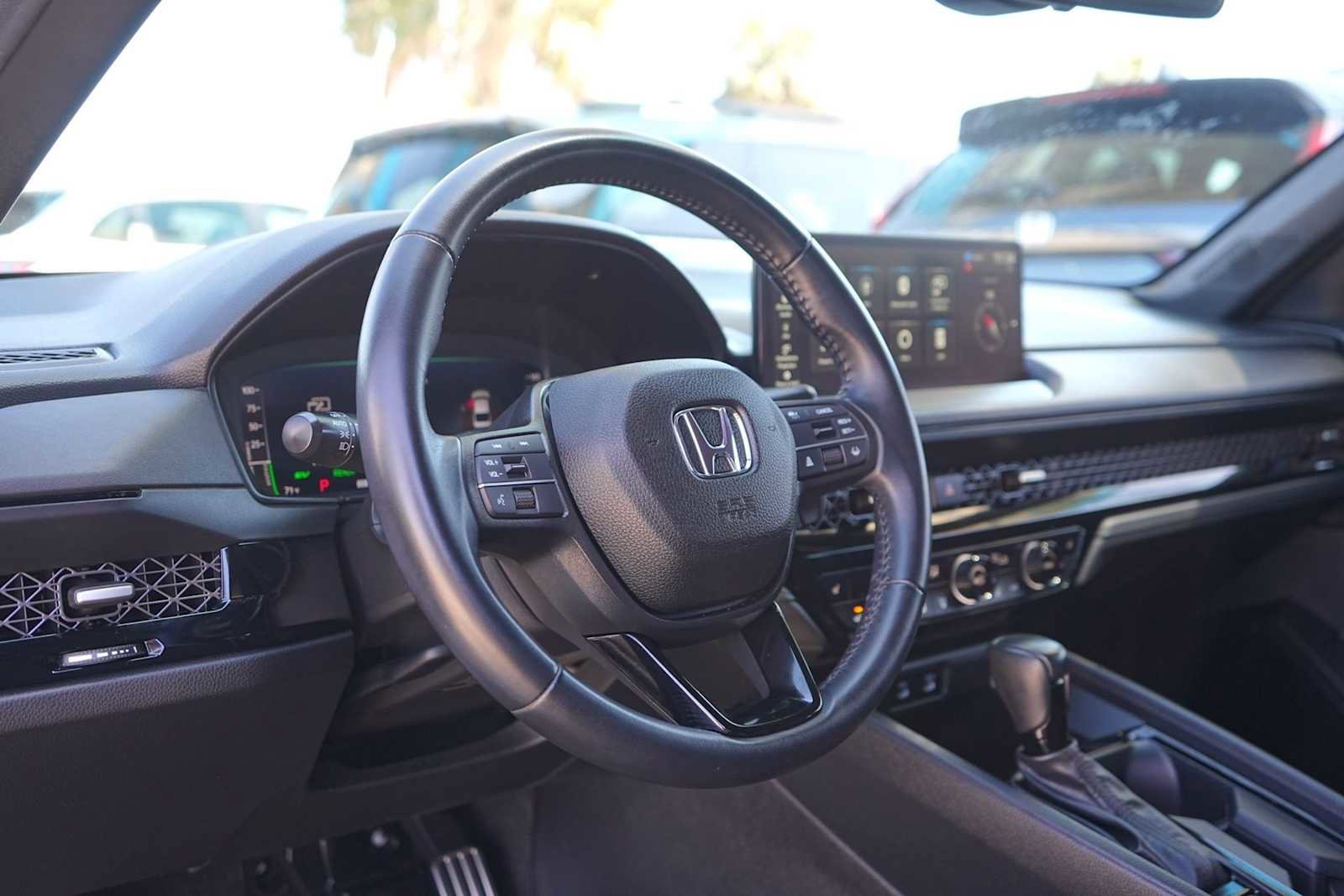 Used 2024 Honda Accord Sport image 2