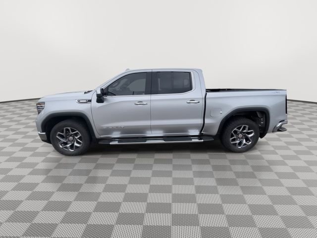 Used 2022 GMC Sierra 1500 SLT w/ SLT Premium Plus Package AWD/4WD image 5