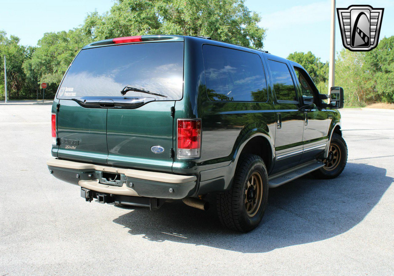 Used 2003 Ford Excursion Limited image 7