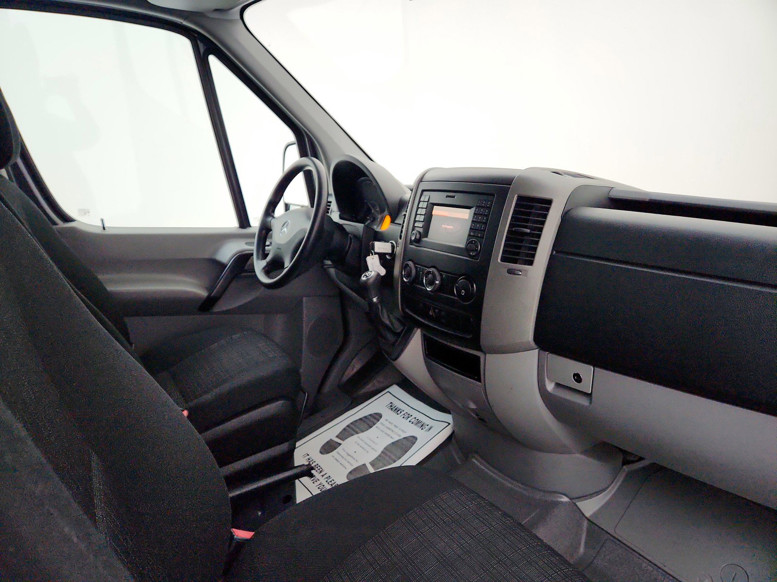 Used 2017 Mercedes-Benz Sprinter 2500 image 22