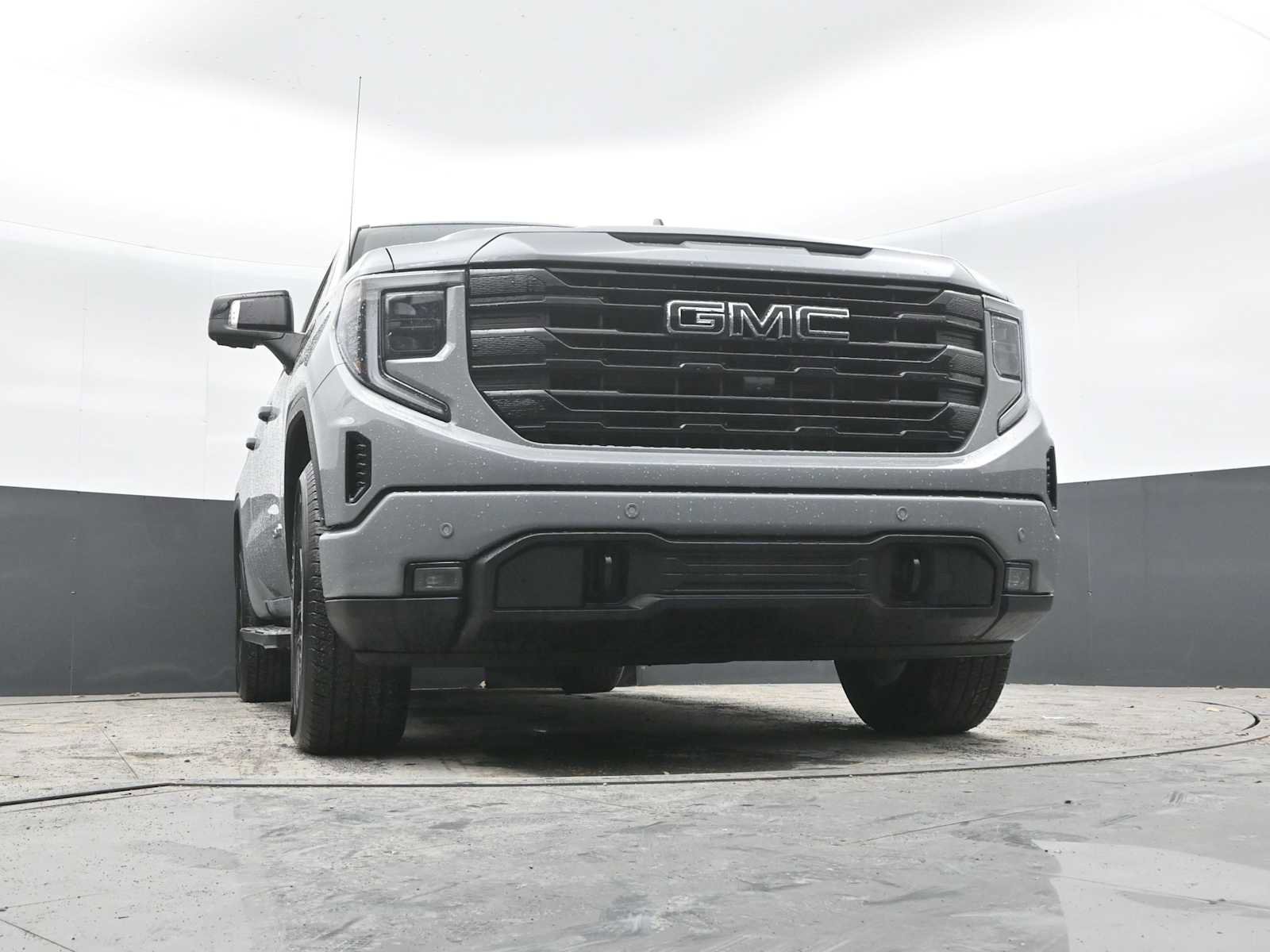 Used 2024 GMC Sierra 1500 Elevation w/ Elevation Premium Package image 25