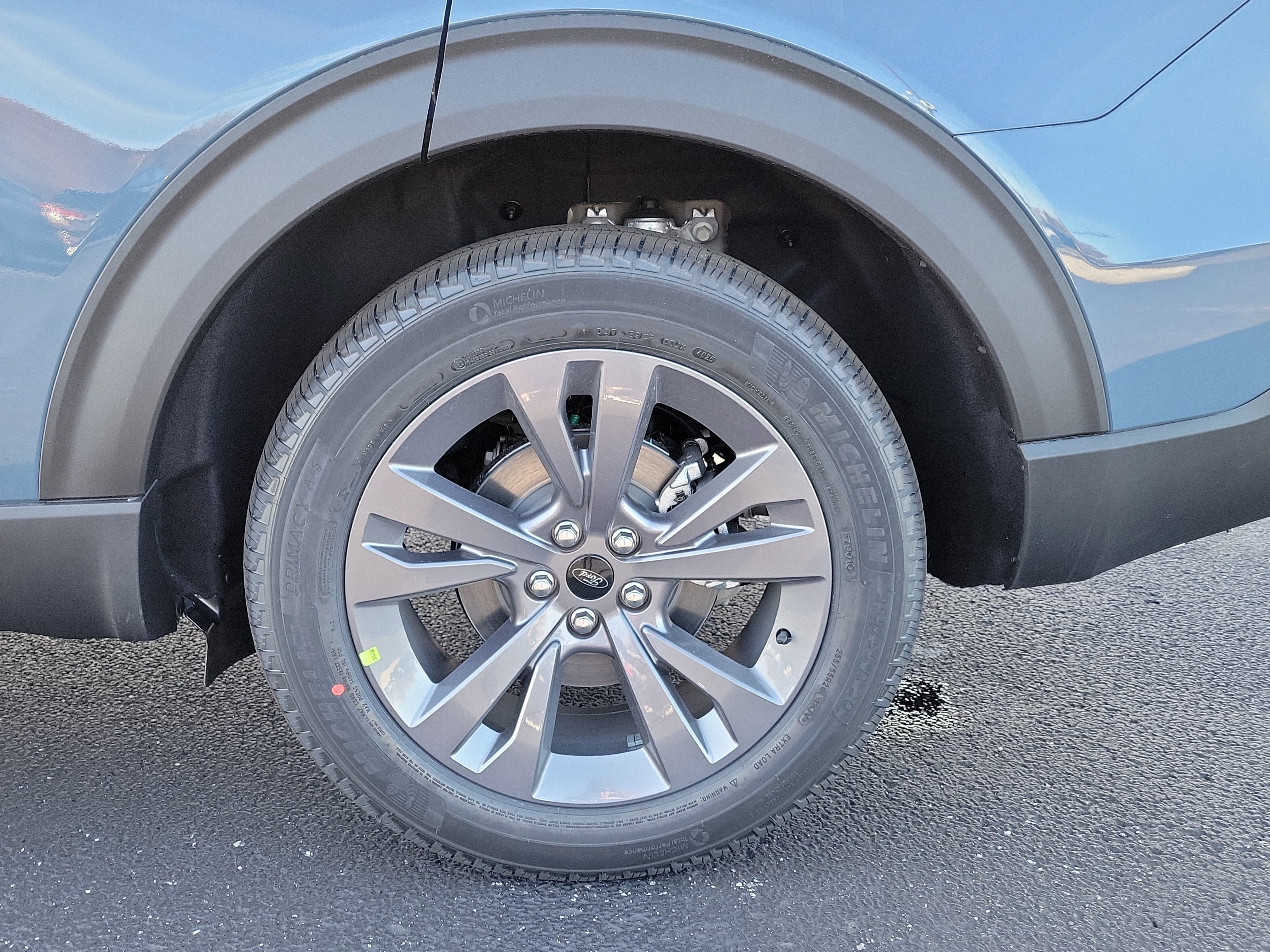 New 2026 Ford Explorer Active image 5