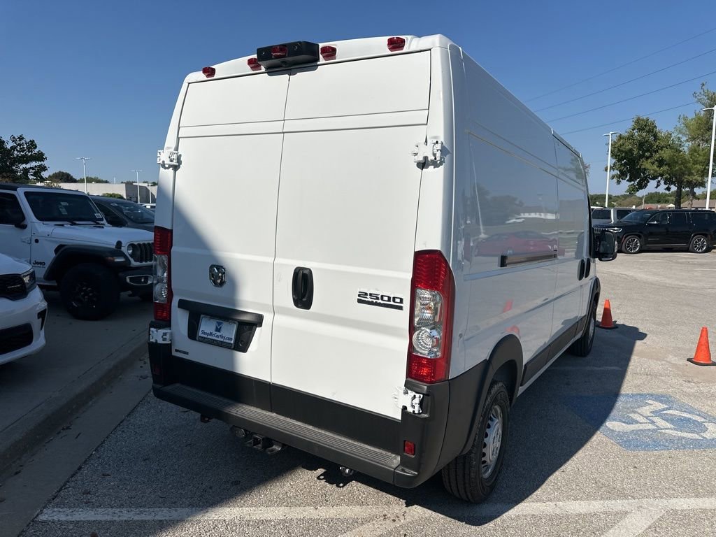 New 2026 RAM ProMaster 2500 w/ Convenience Group image 27
