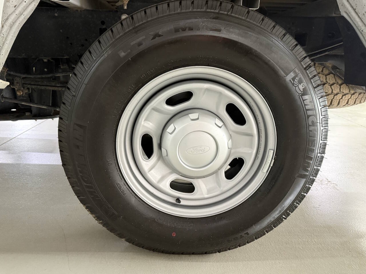 Used 2021 Ford F250 XL w/ STX Appearance Package AWD/4WD image 30