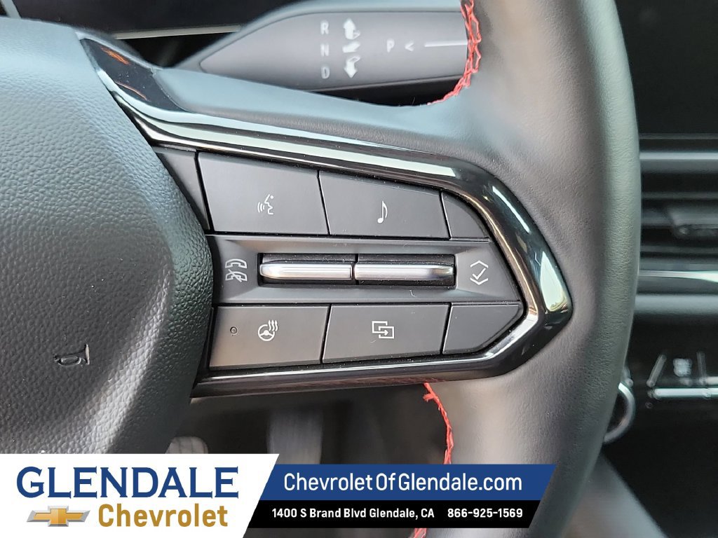 Used 2024 Chevrolet Equinox EV RS FWD image 25