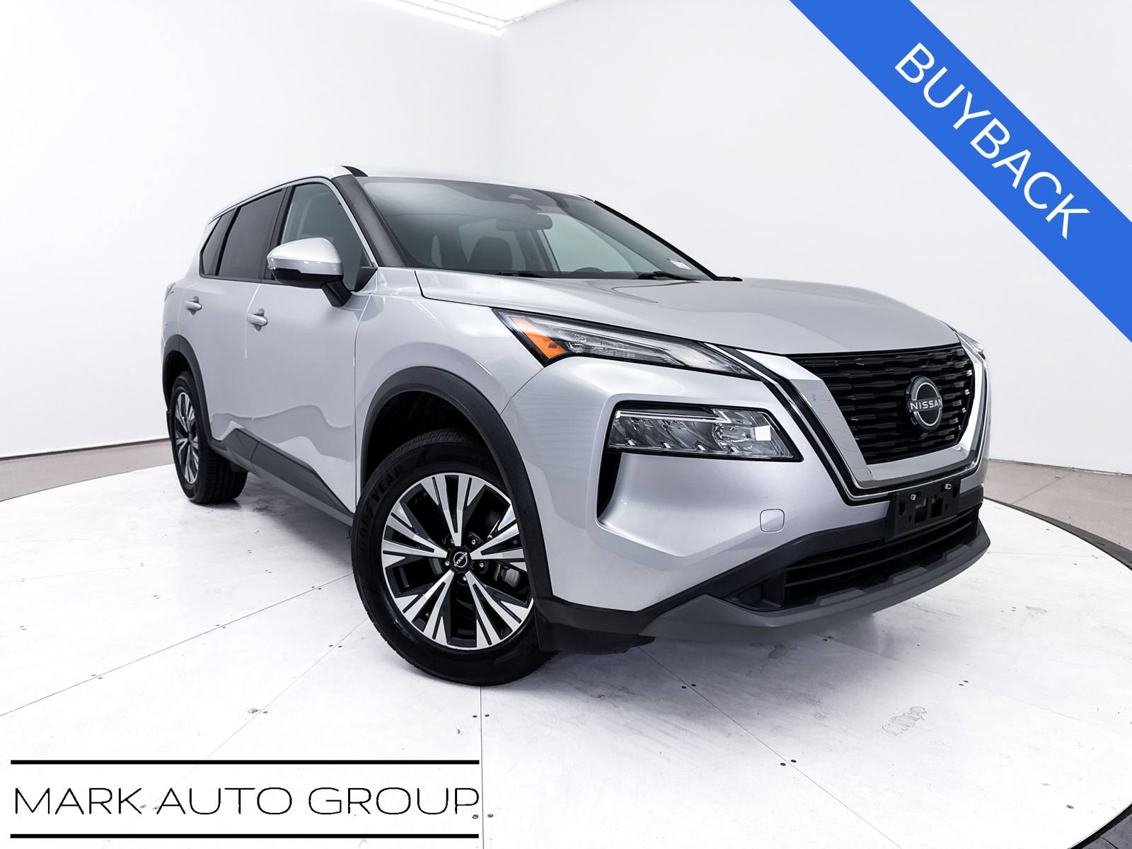 Used 2022 Nissan Rogue SV FWD image 1