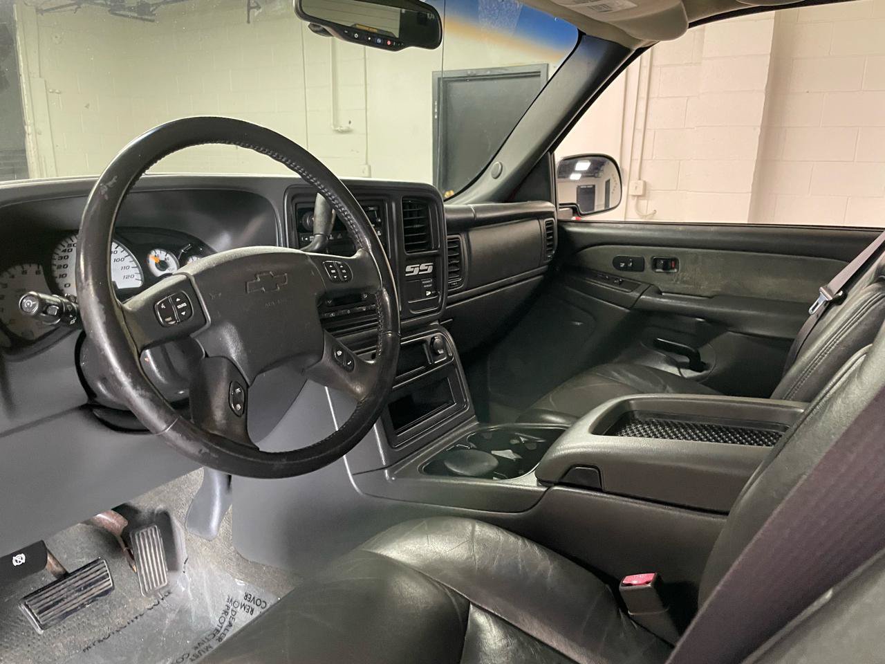 Used 2003 Chevrolet Silverado 1500 SS AWD/4WD image 22