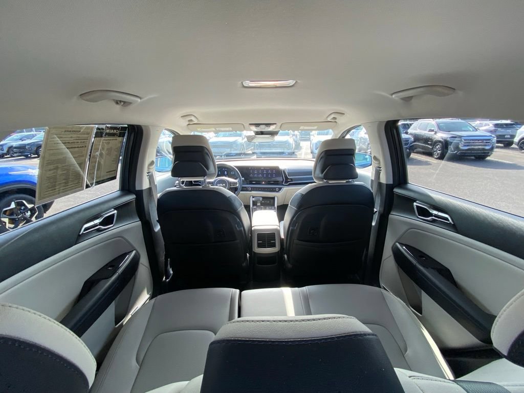 Certified 2024 Kia Sportage EX FWD image 24