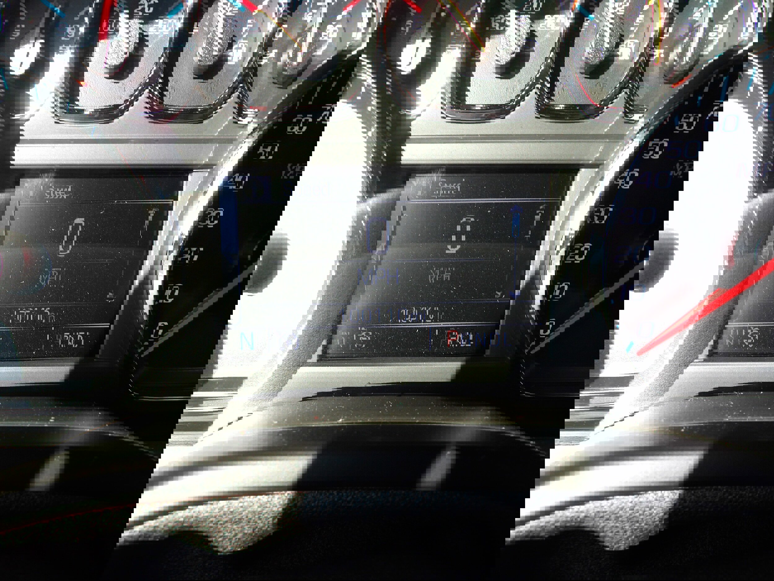 Used 2018 Chevrolet Tahoe LT w/ Luxury Package image 17