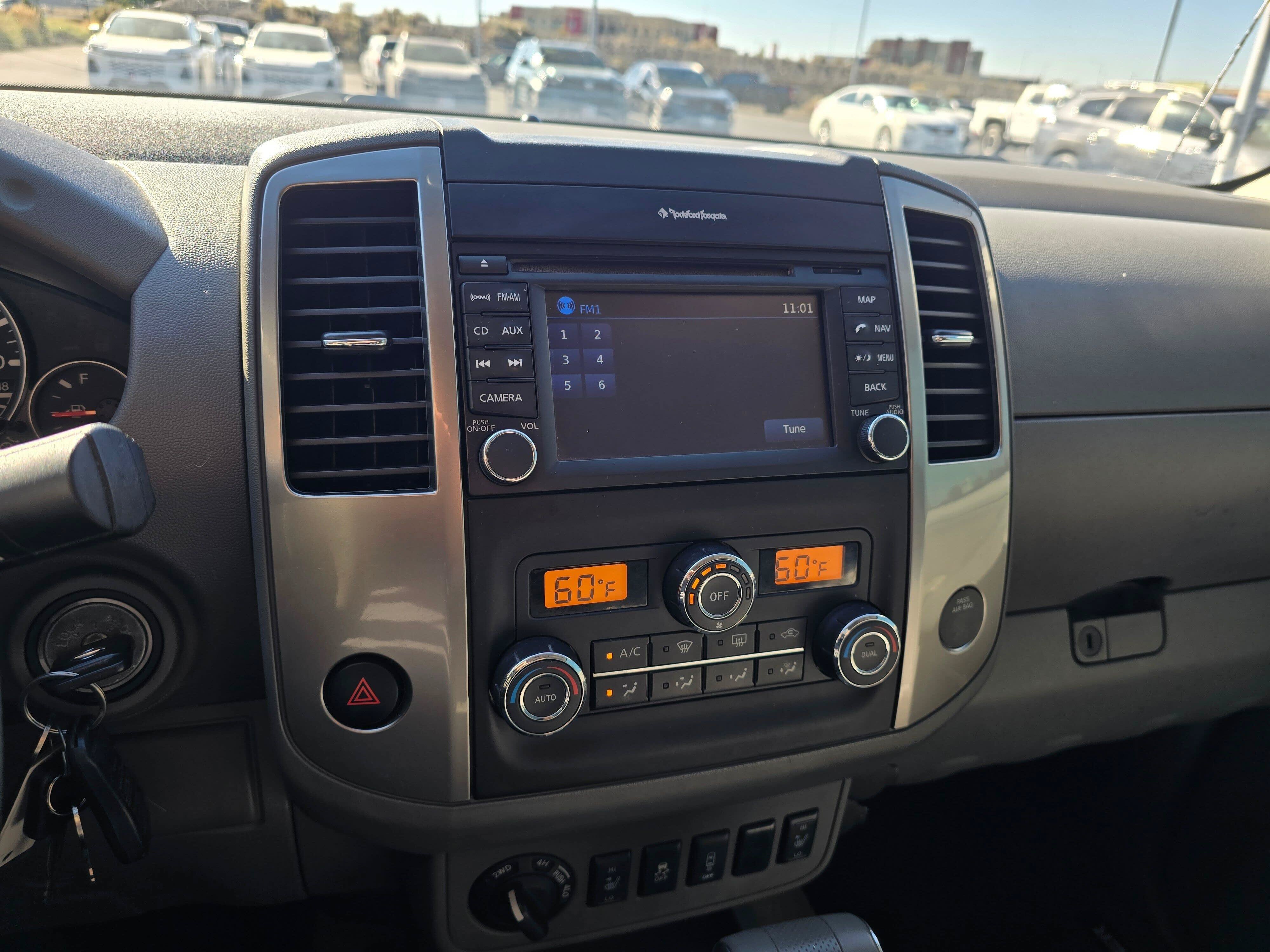 Used 2013 Nissan Frontier SL AWD/4WD image 25