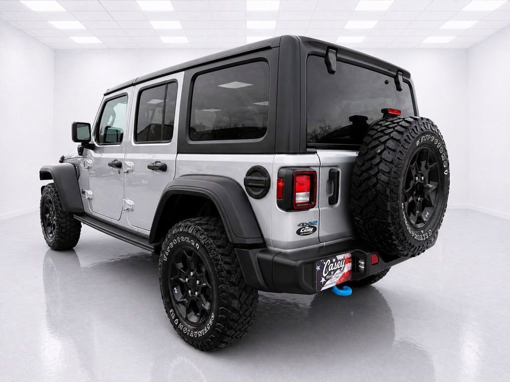 Used 2023 Jeep Wrangler Unlimited w/ Cold Weather Group AWD/4WD image 8