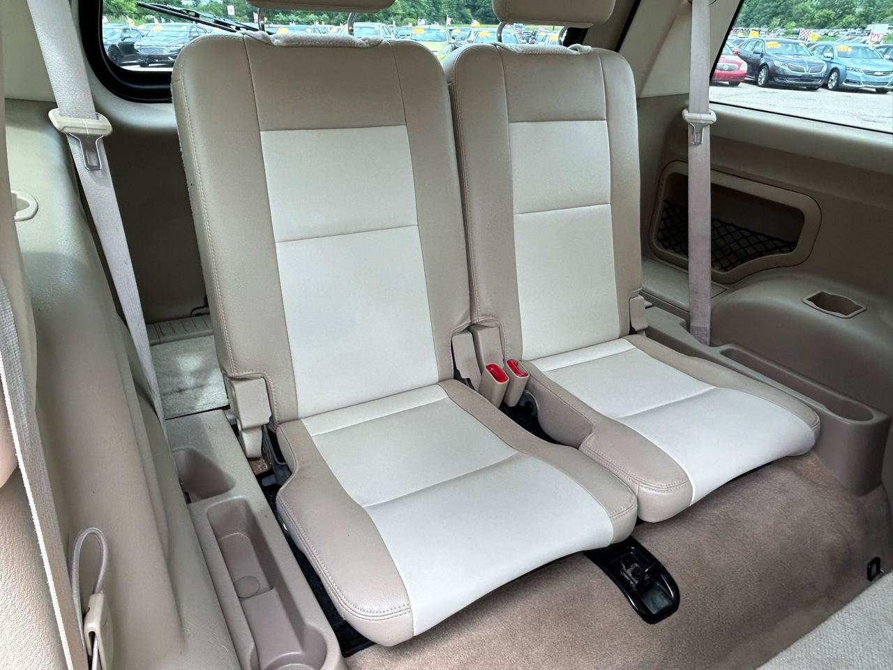 Used 2007 Mercury Mountaineer AWD image 13