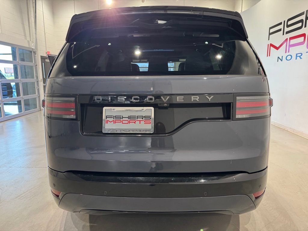 Used 2024 Land Rover Discovery Dynamic SE AWD/4WD image 6