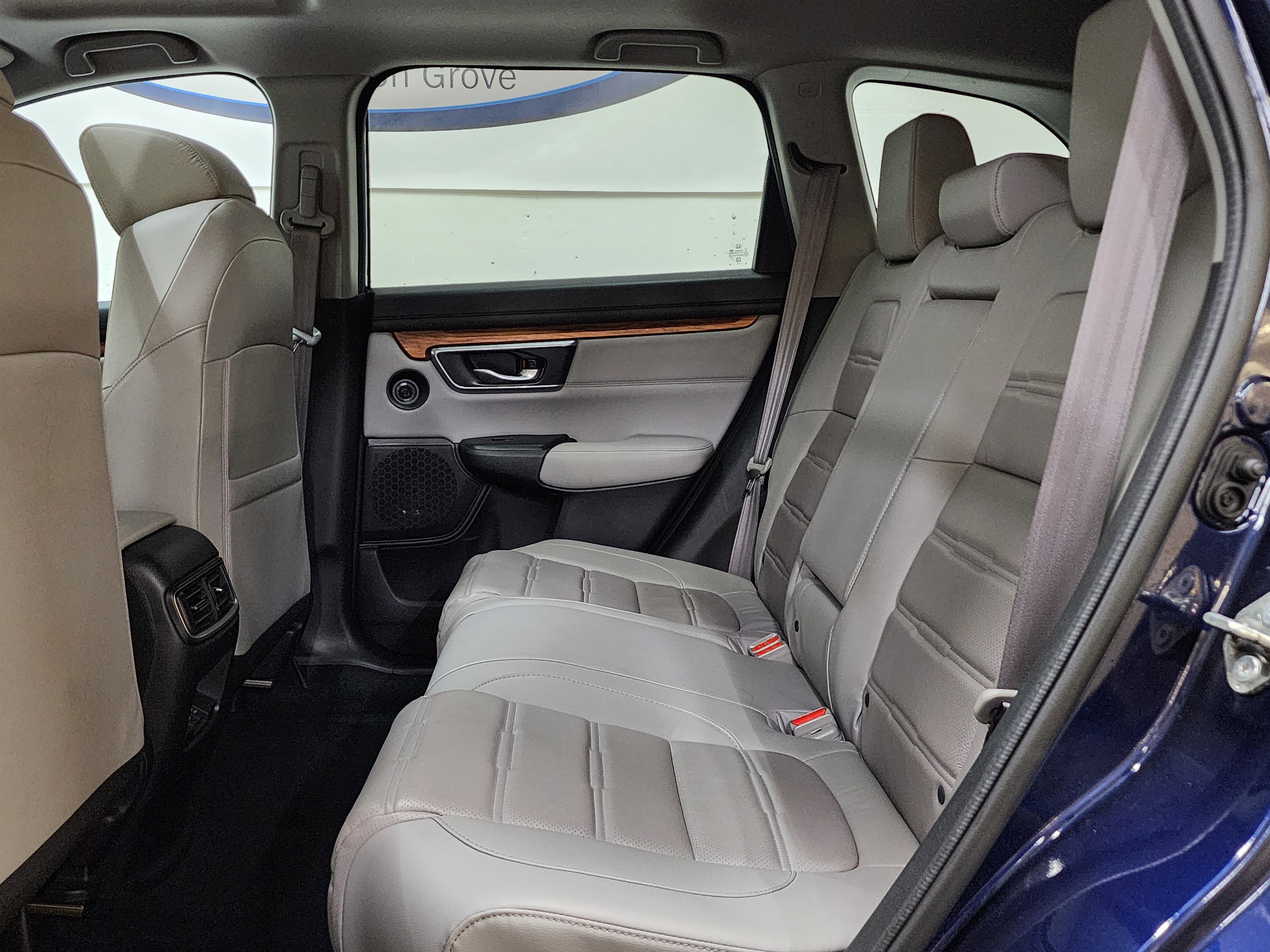 Used 2018 Honda CR-V Touring image 17