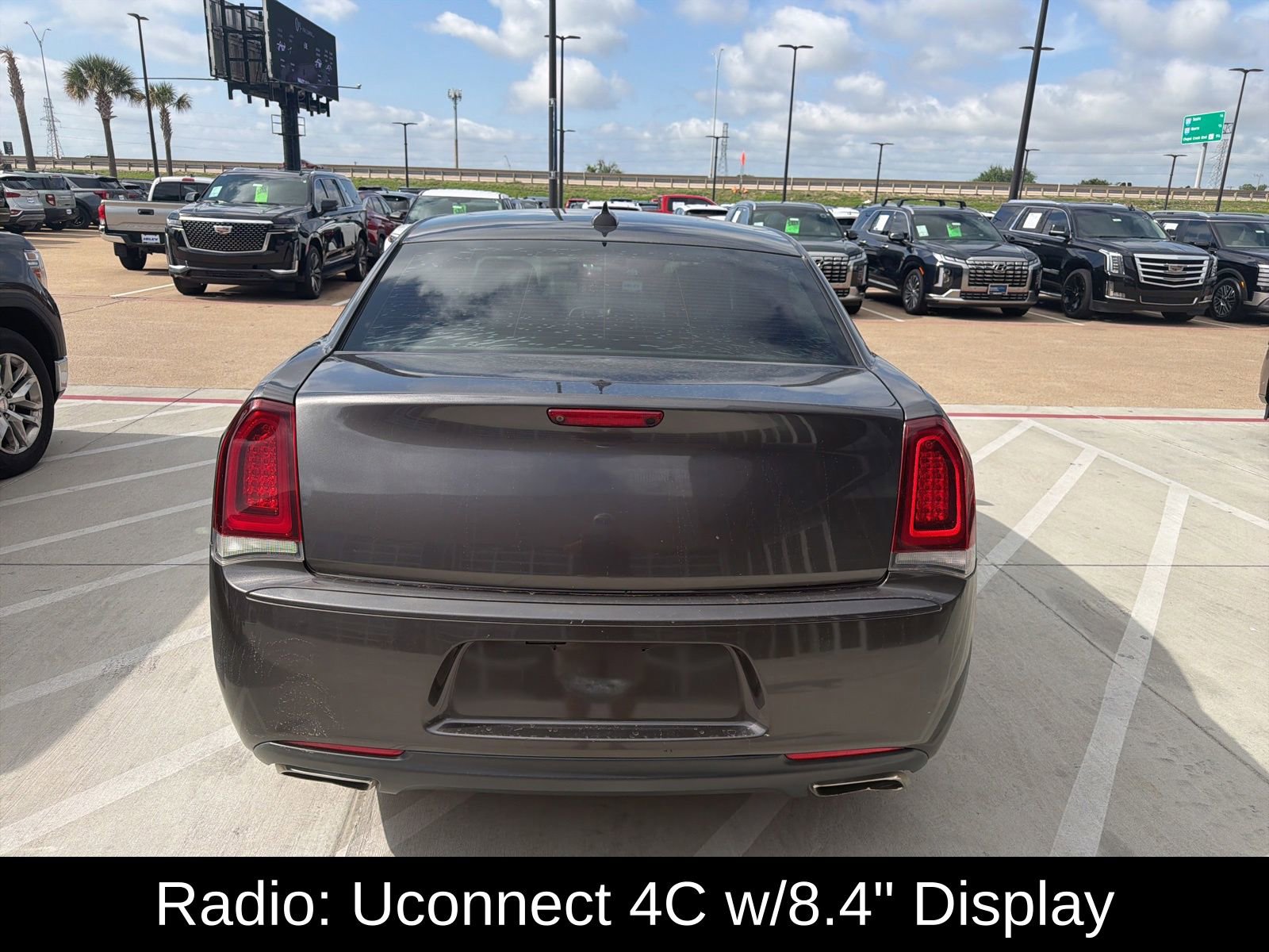 Used 2019 Chrysler 300 Touring w/ Sport Appearance Package RWD image 5