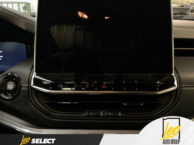 Used 2022 Jeep Compass High Altitude AWD/4WD image 17