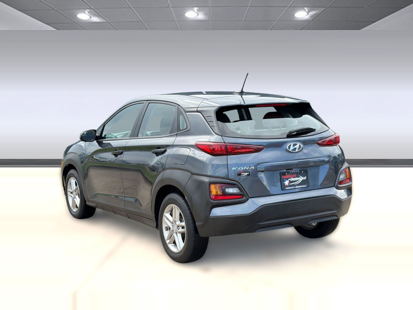 Used 2021 Hyundai Kona SE image 3