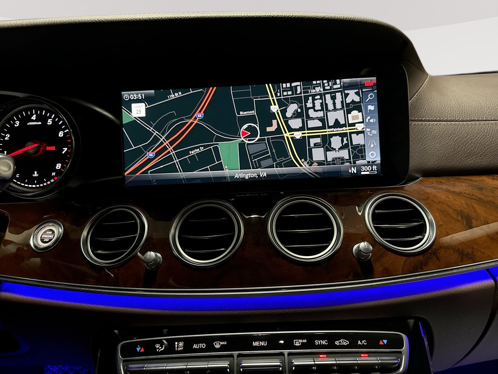 Used 2017 Mercedes-Benz E 300 4MATIC image 20