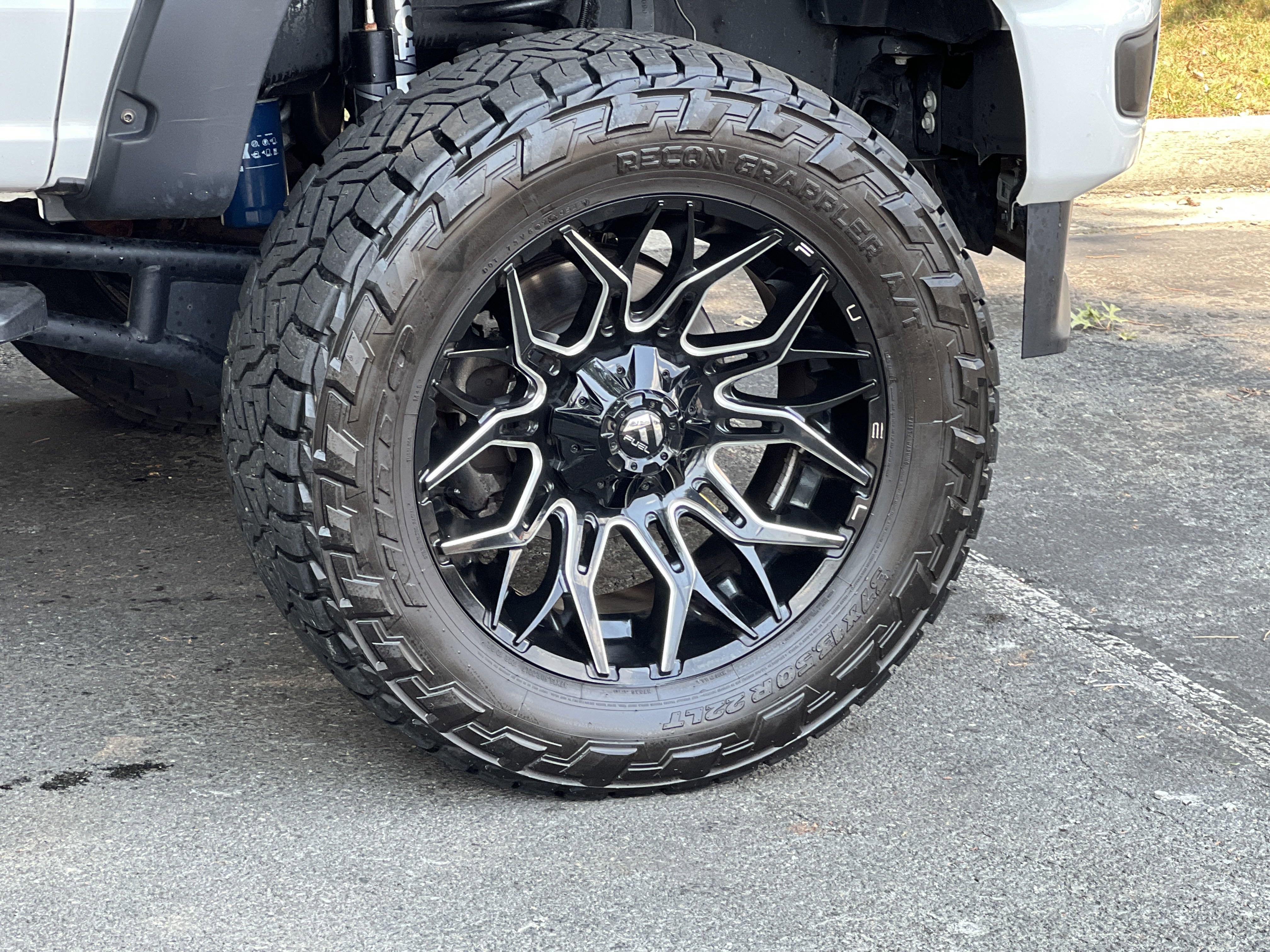 Used 2023 Ford F250 Lariat w/ Sport Appearance Package image 13