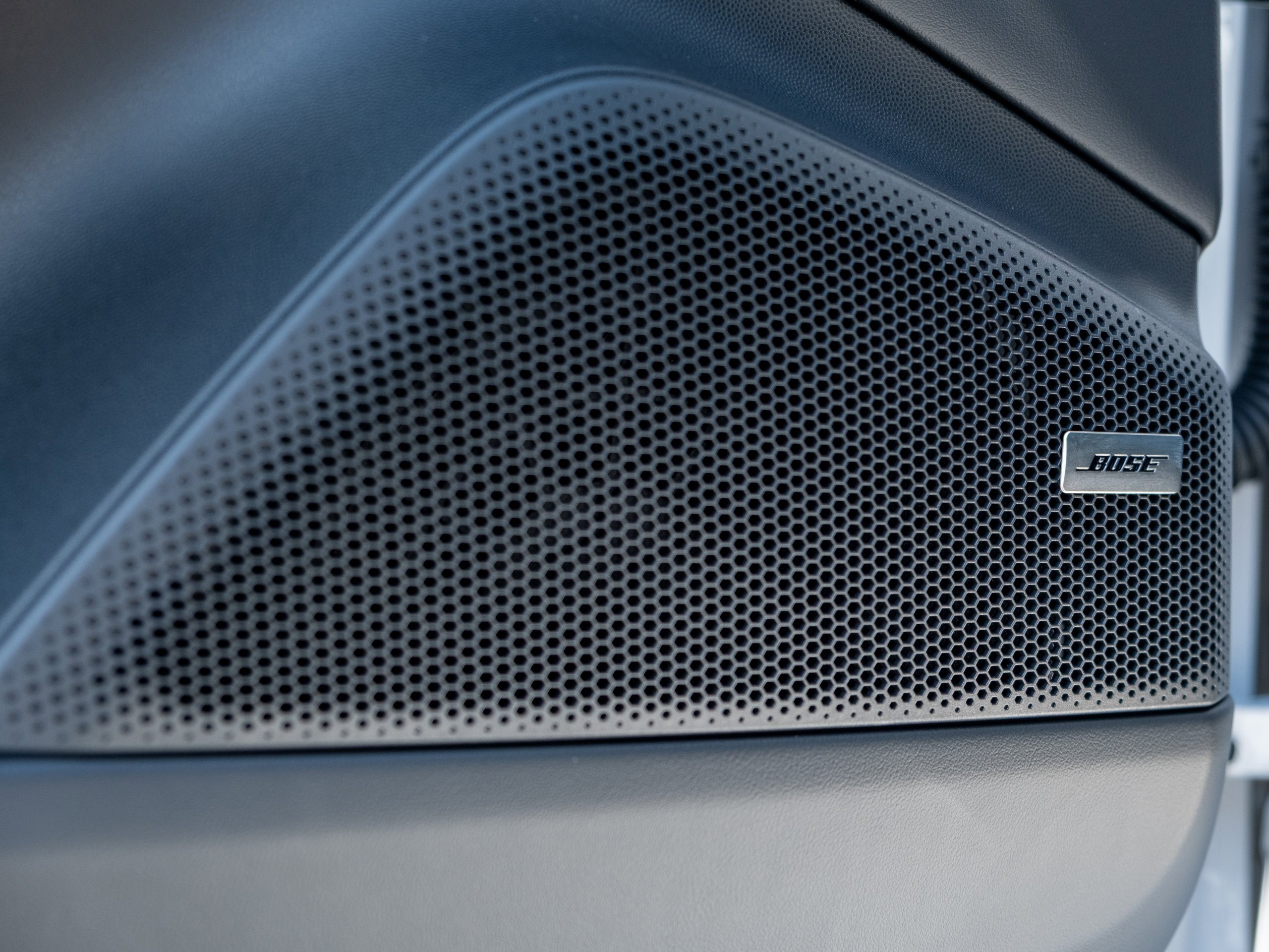 Used 2025 Porsche Macan Electric image 16