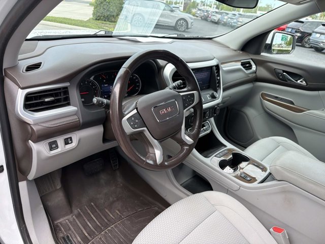 Used 2020 GMC Acadia SLE w/ Driver Convenience Package FWD image 15