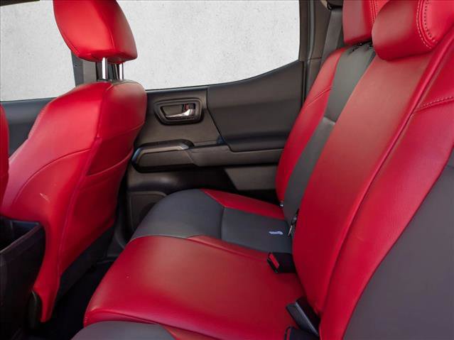 Used 2021 Toyota Tacoma TRD Sport image 17