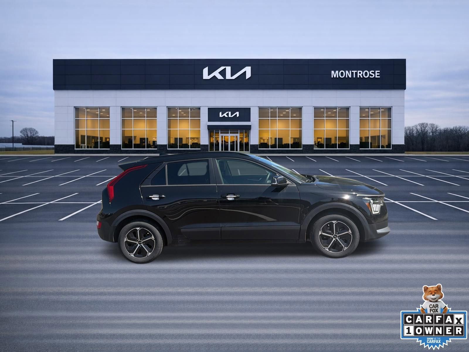 Used 2023 Kia Niro EX FWD image 4