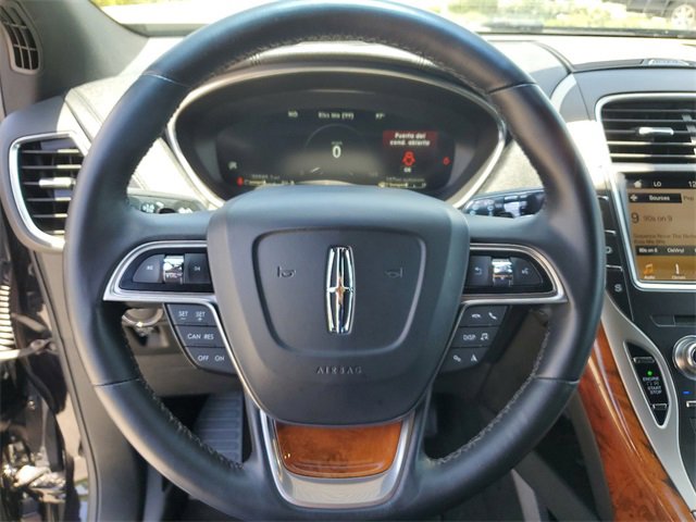 Used 2019 Lincoln Nautilus Select image 21