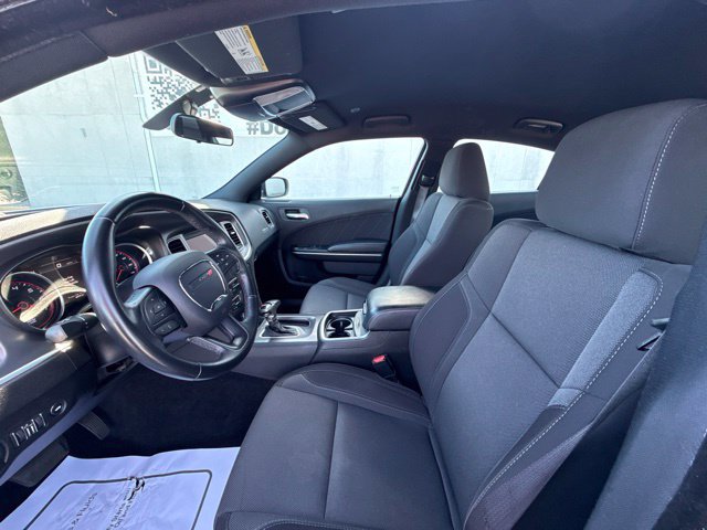 Used 2019 Dodge Charger SXT RWD image 14