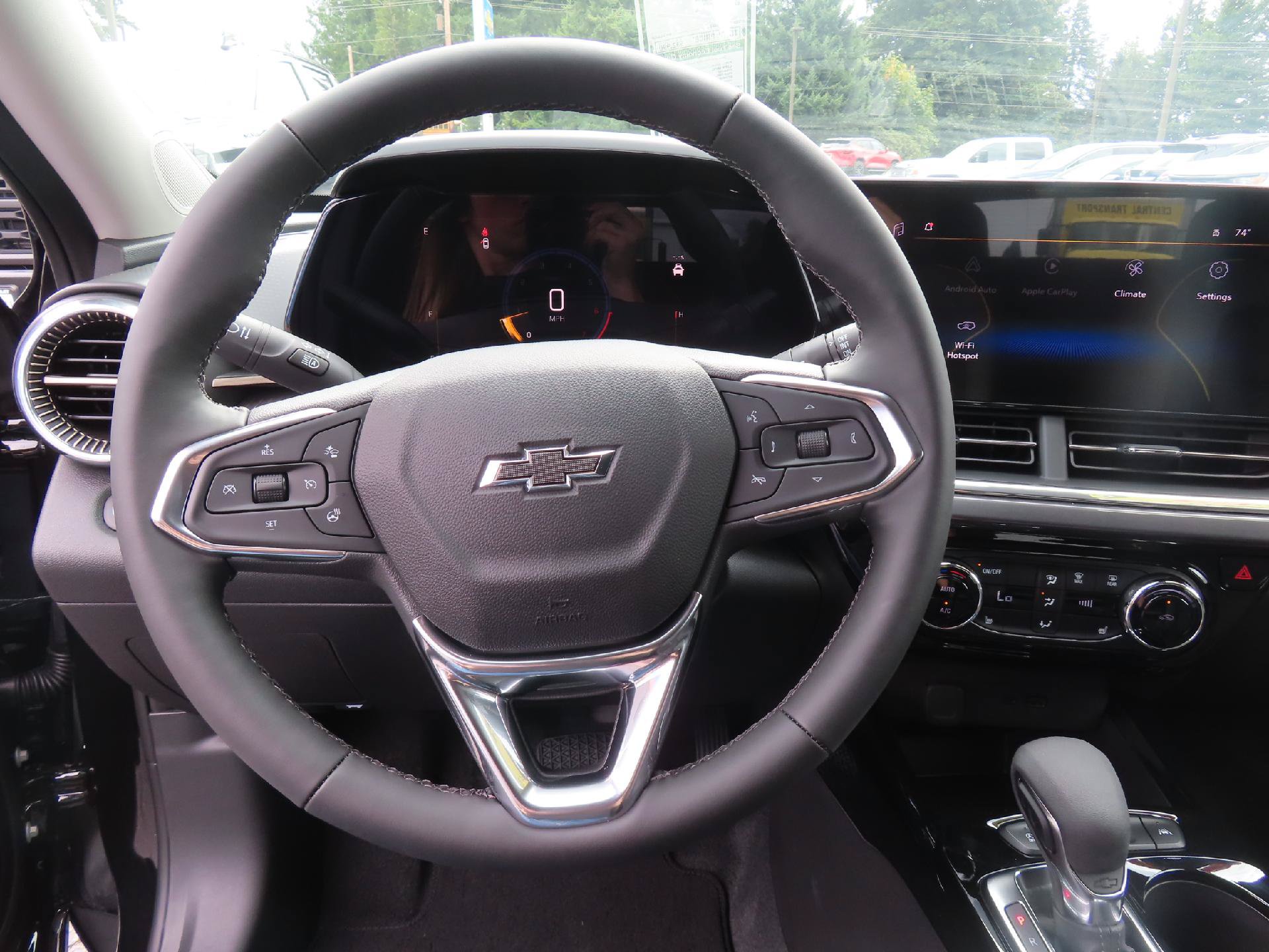 New 2026 Chevrolet Trax ACTIV w/ Driver Confidence Package FWD image 16