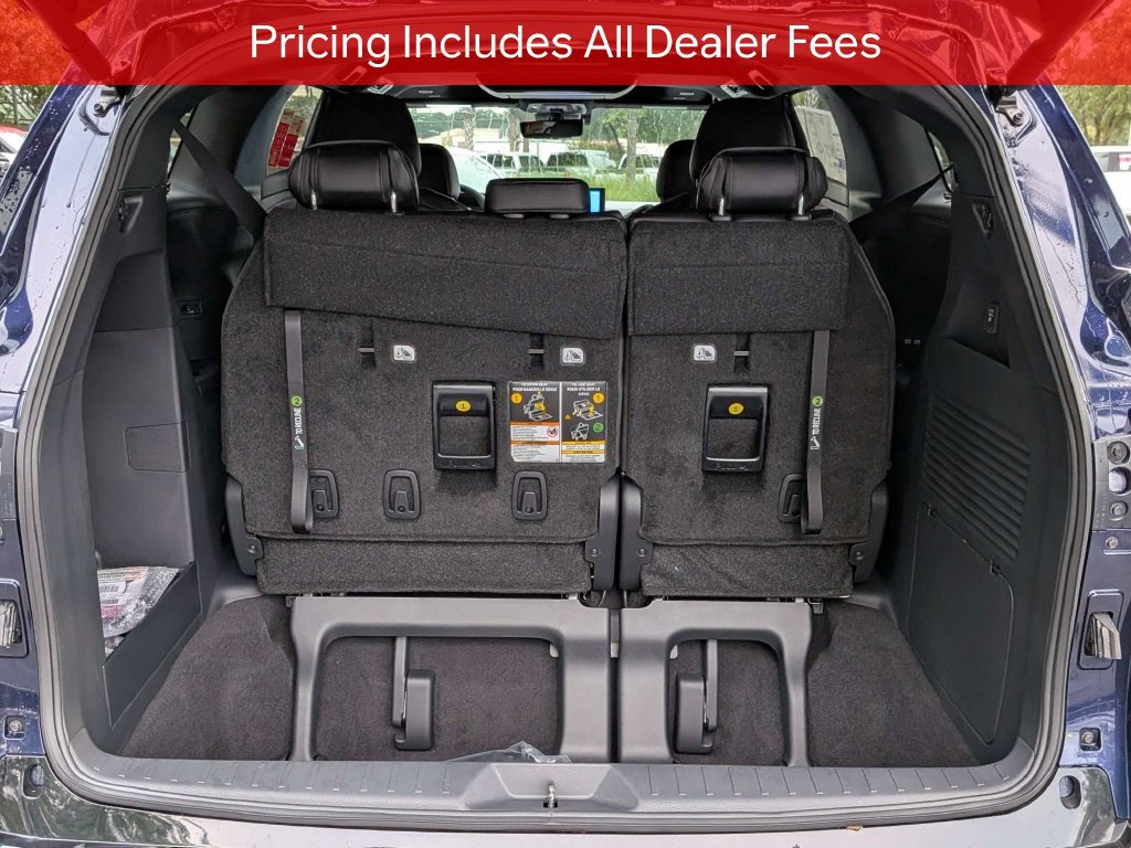 New 2026 Toyota Sienna Platinum AWD/4WD image 14
