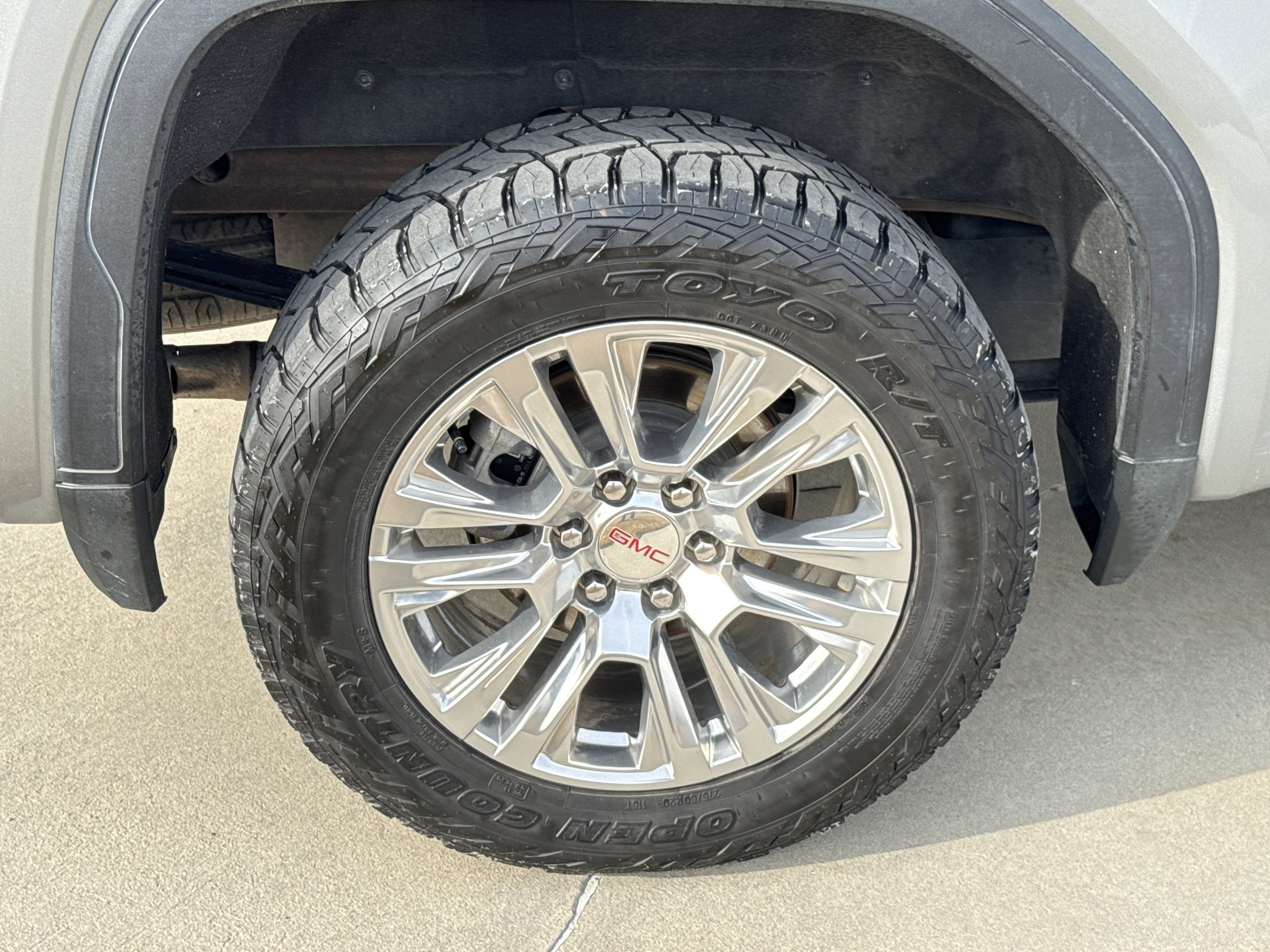 Used 2023 GMC Sierra 1500 Denali w/ Technology Package image 12