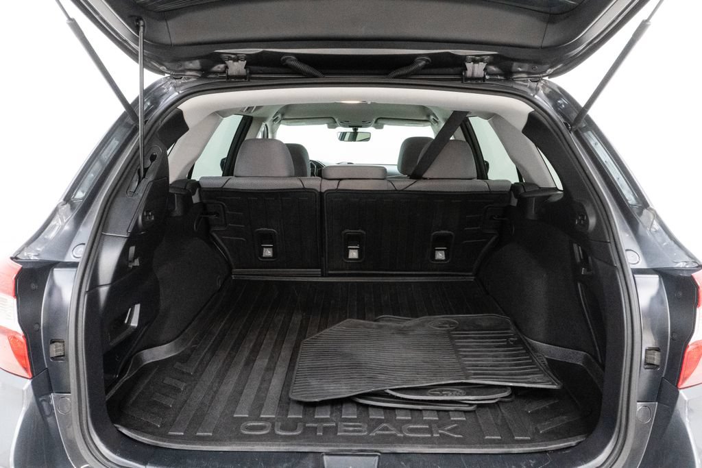 Used 2018 Subaru Outback 2.5i Premium AWD/4WD image 30