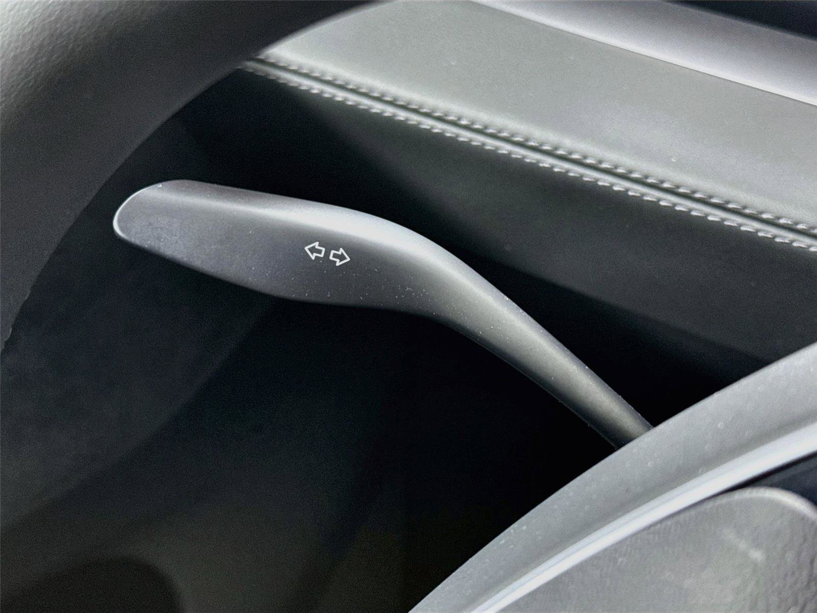 Used 2026 Tesla Model Y Performance AWD/4WD image 6