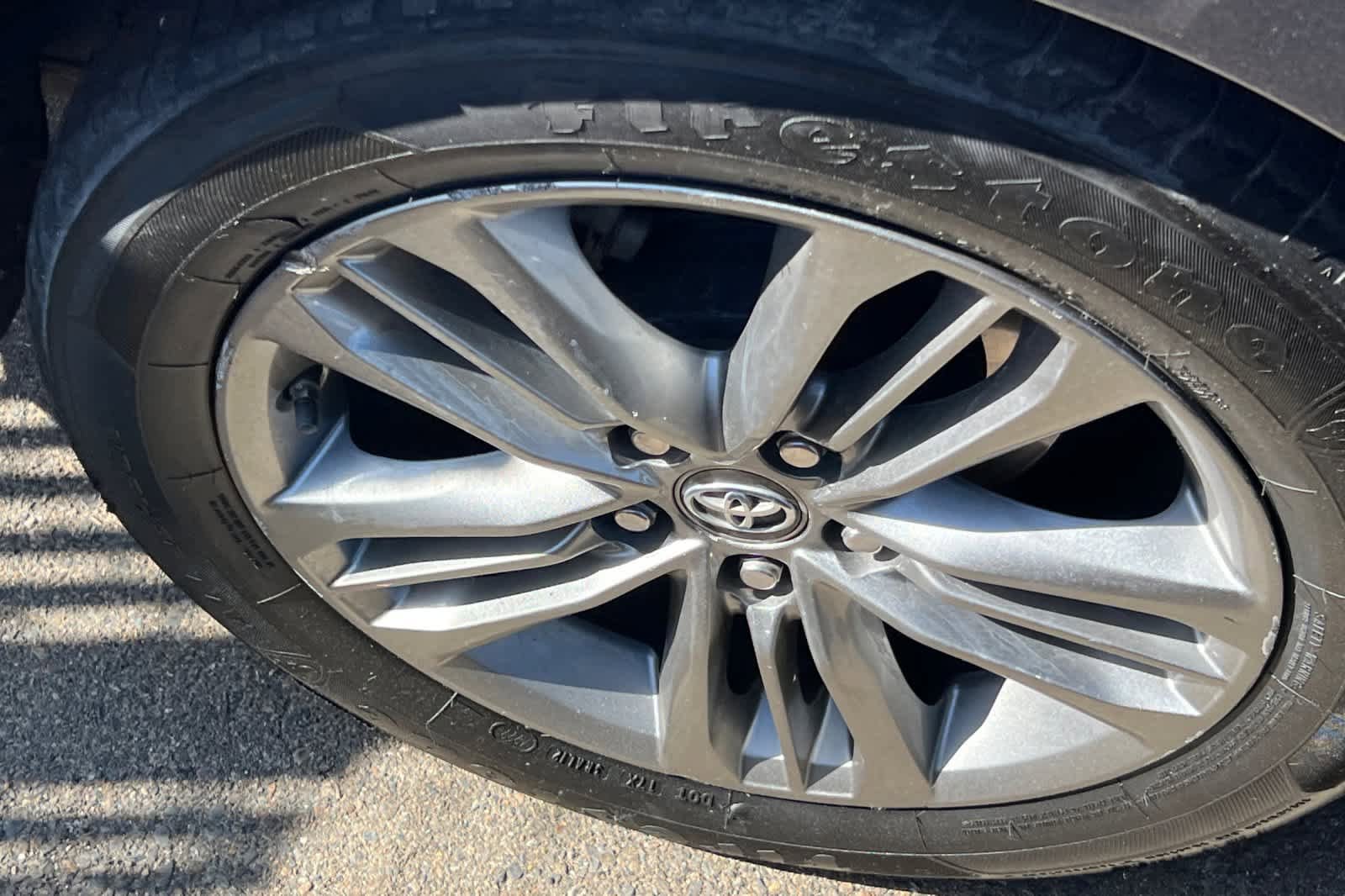 Used 2017 Toyota Camry SE image 17
