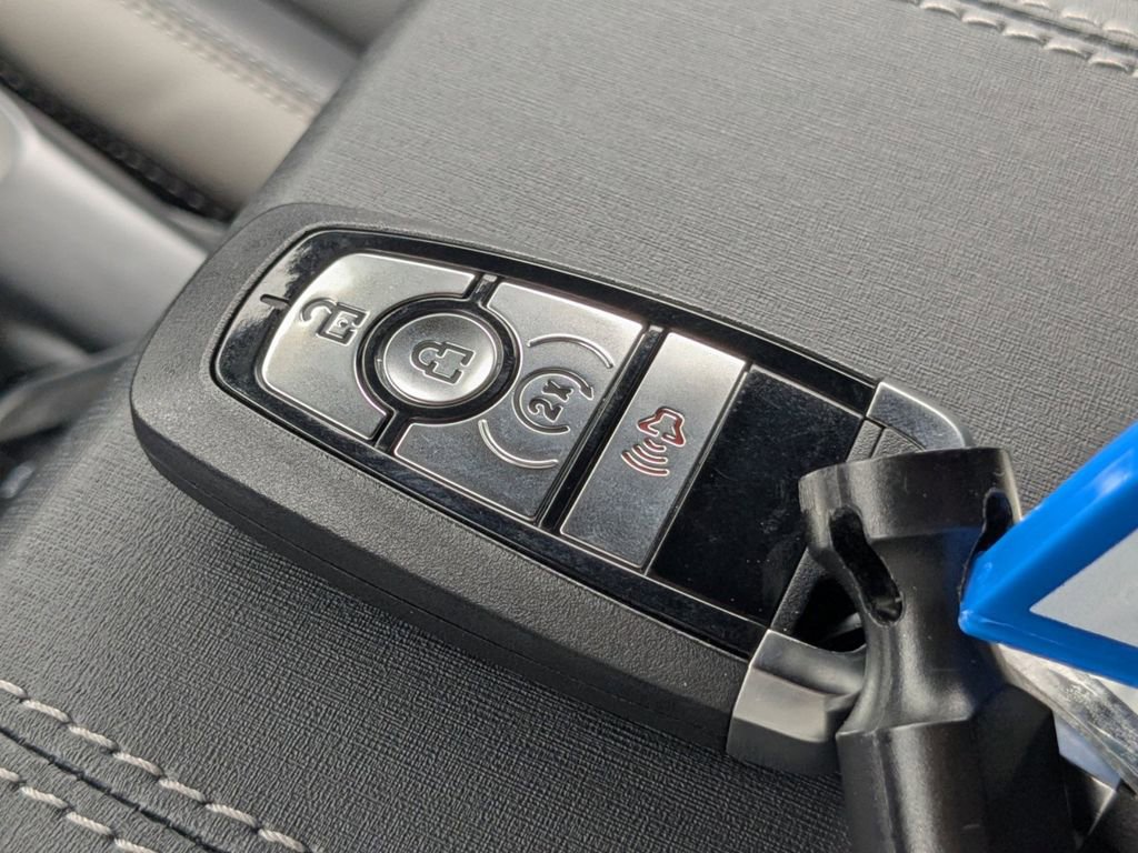 New 2026 Ford Bronco Outer Banks image 32