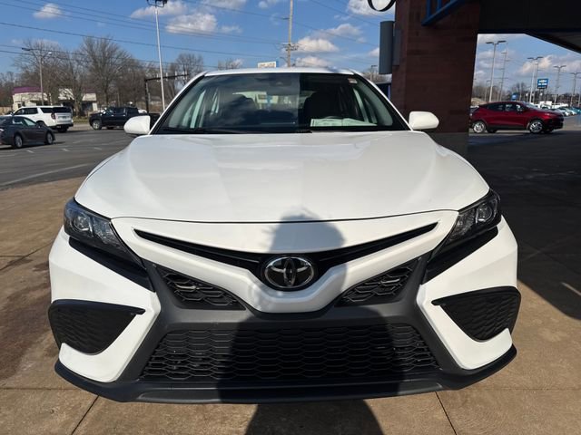 Used 2023 Toyota Camry SE FWD image 12