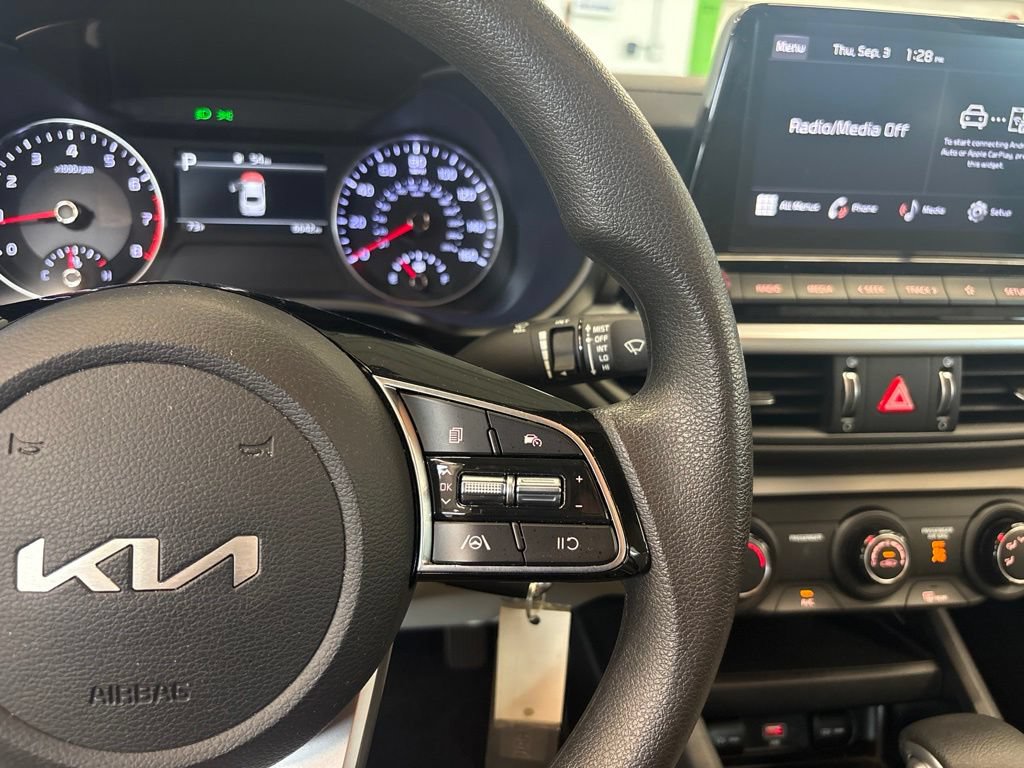 Certified 2023 Kia Forte LXS FWD image 16