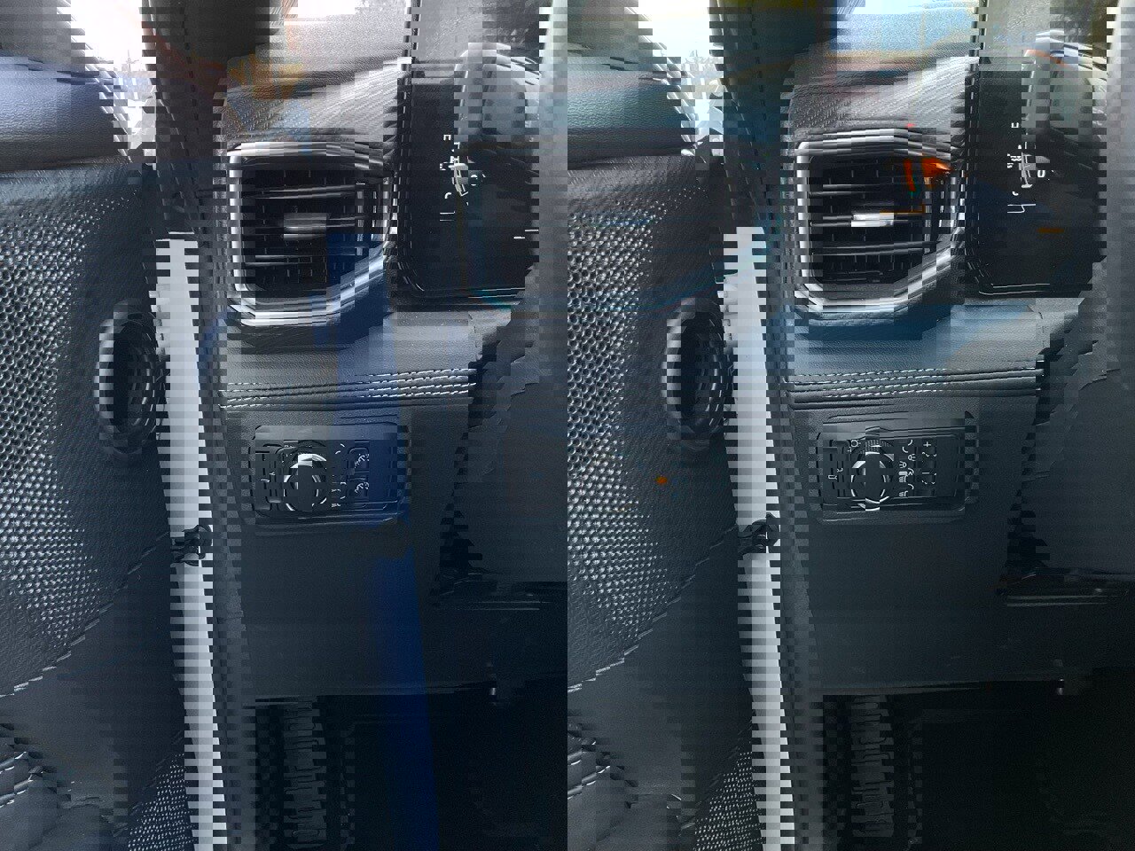 Used 2024 Ford Mustang Premium image 21