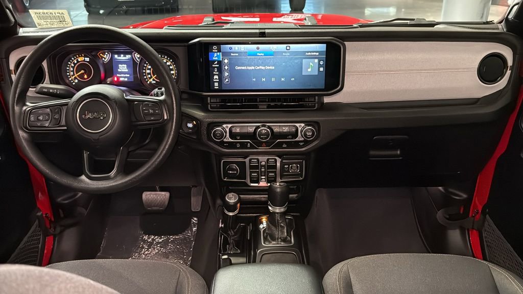 Used 2025 Jeep Wrangler Sport image 11