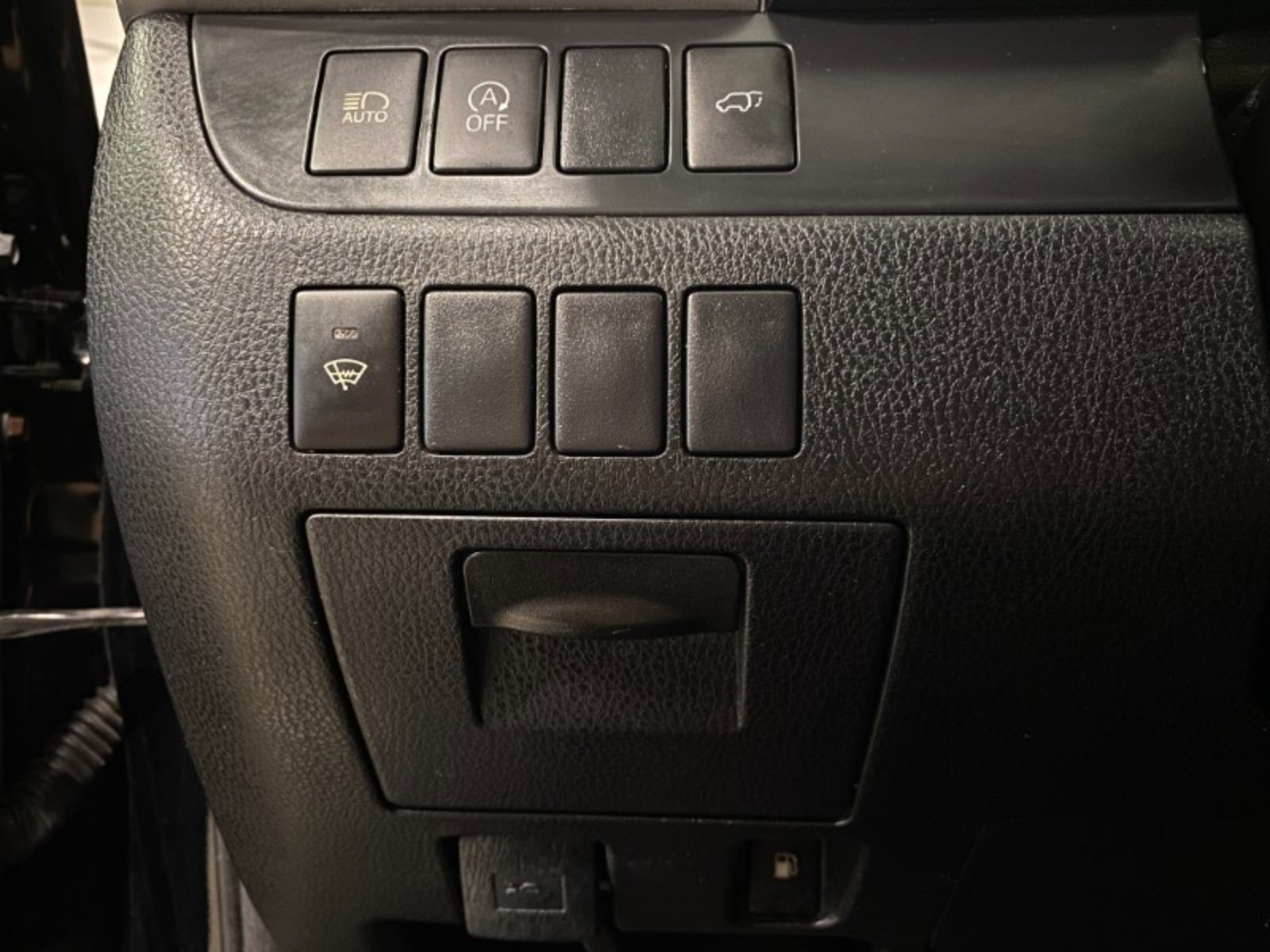 Used 2017 Toyota Highlander XLE AWD/4WD image 41