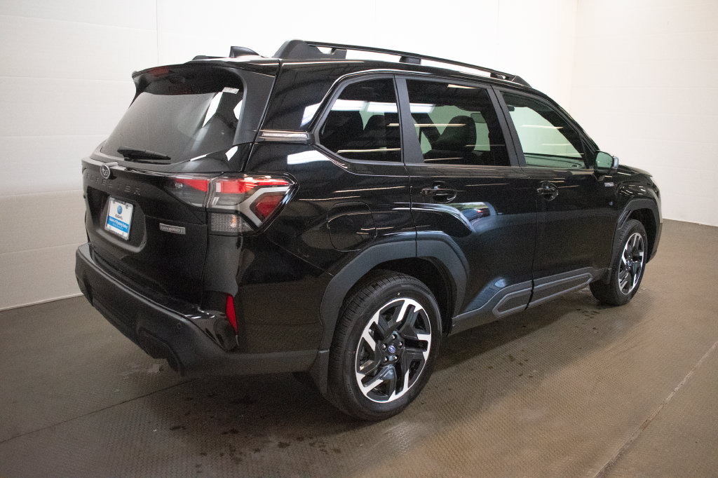 New 2026 Subaru Forester Touring AWD/4WD image 4