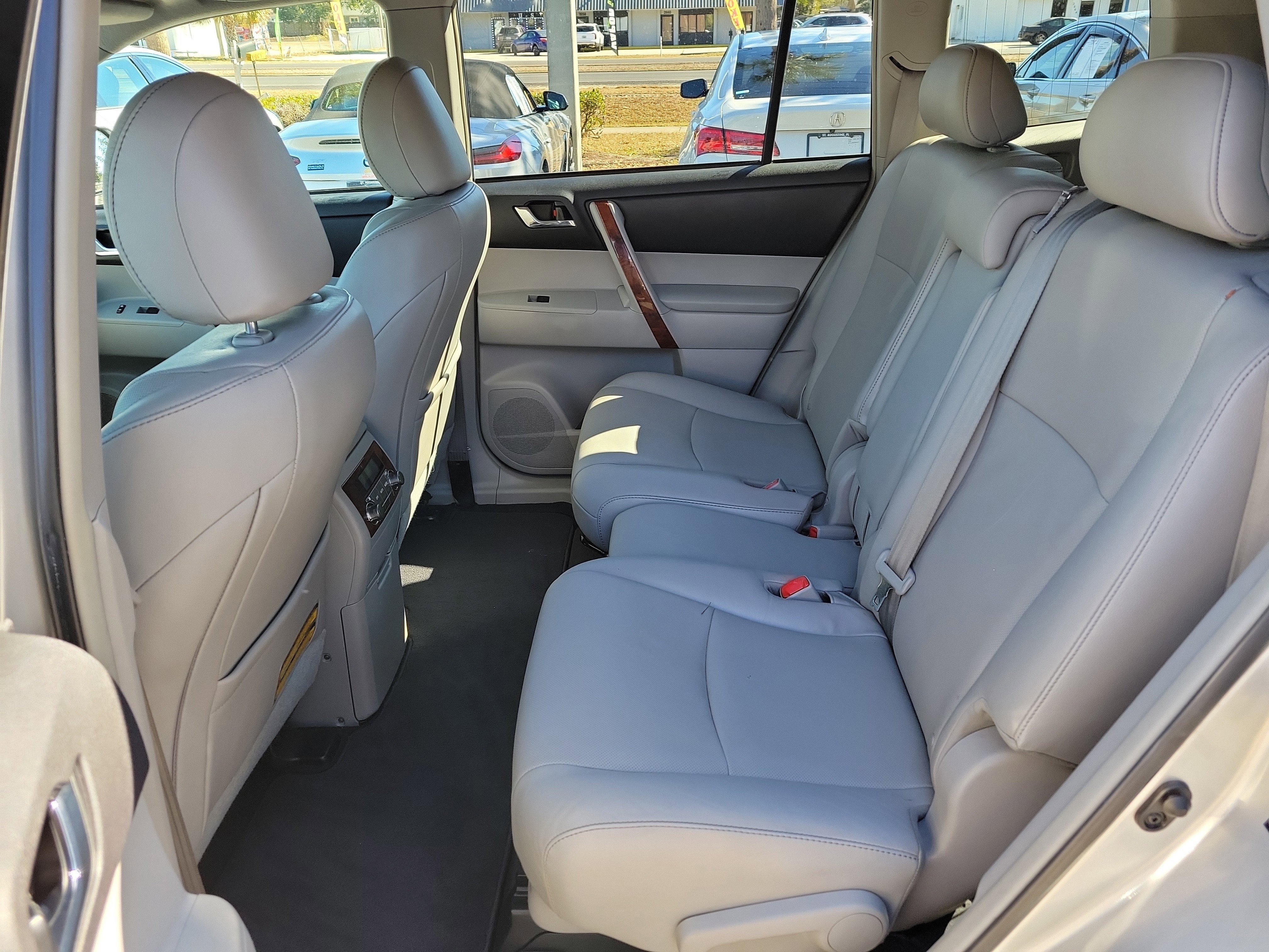 Used 2011 Toyota Highlander Limited image 15