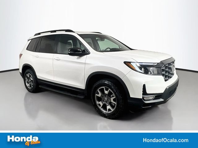 Certified 2023 Honda Passport TrailSport image 1